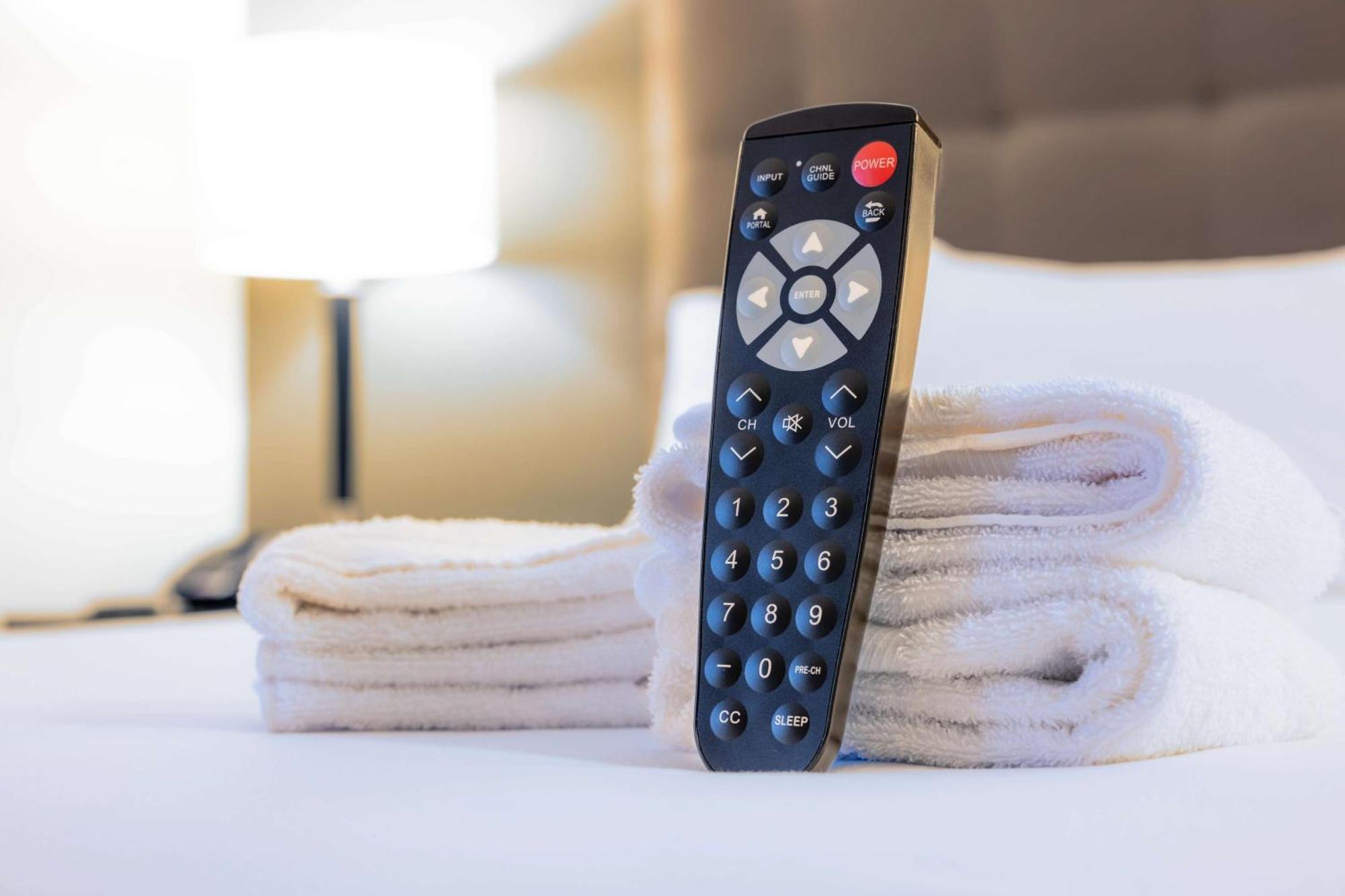 Drury & Stadium Boulevard Hotel 3*