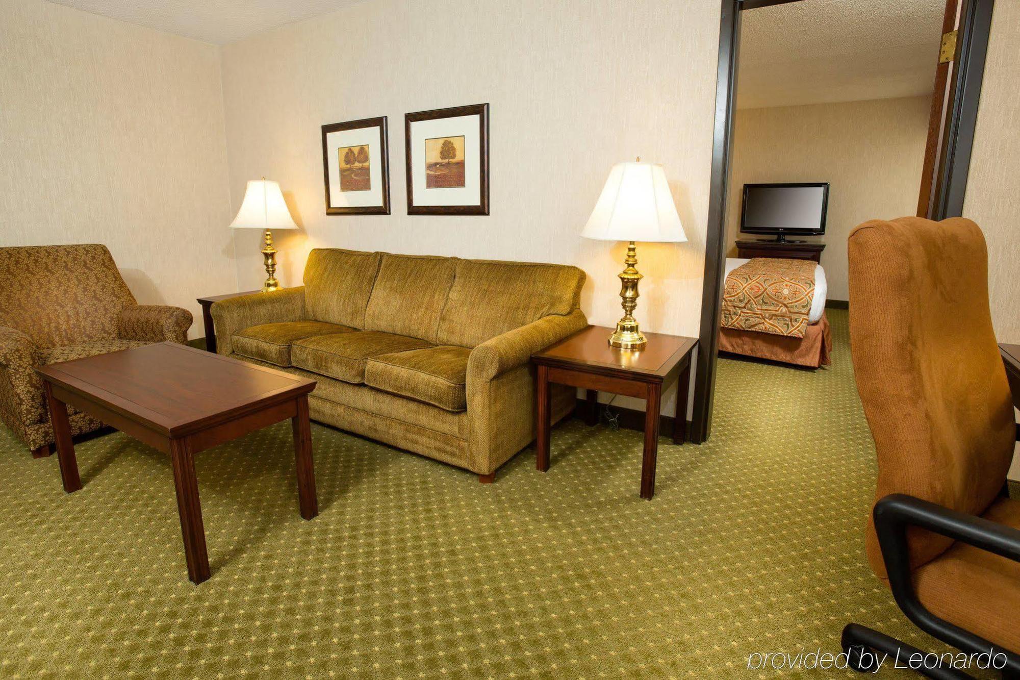 Hotel Drury & Stadium Boulevard