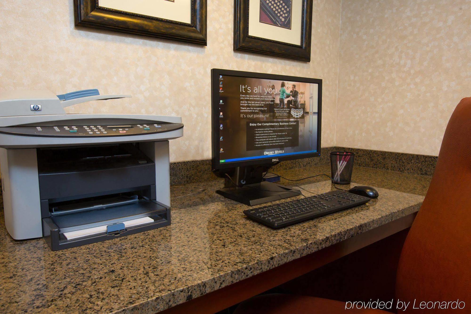 Drury & Stadium Boulevard 3*