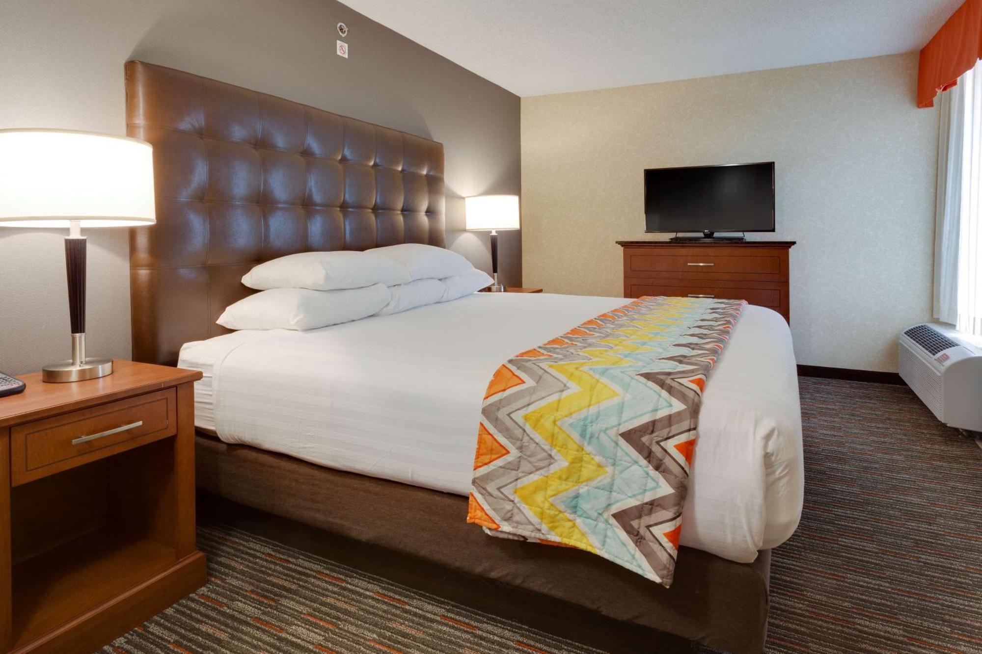 Drury & Stadium Boulevard Hotel Columbia